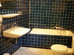 Du Rhin Hotel 2*